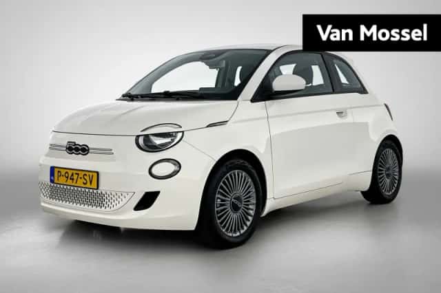 Fiat 500 (2022) thumbnail 1