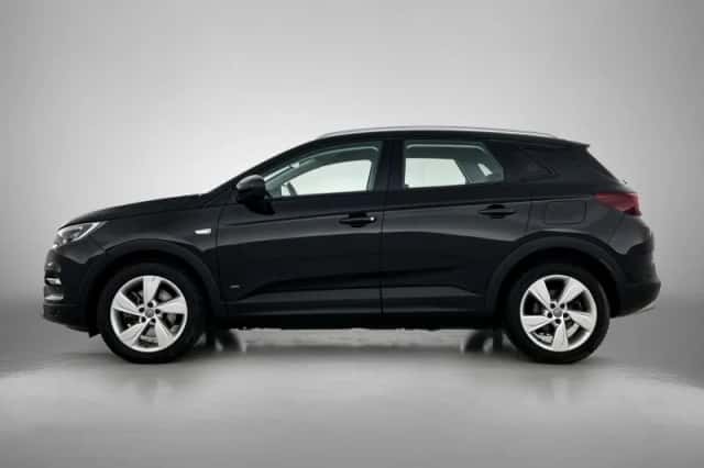 Opel Grandland X (2021) thumbnail 2