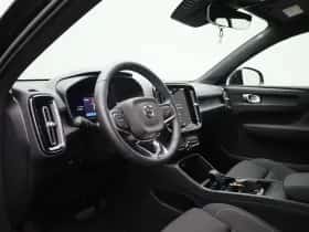 Volvo XC40 (2022) thumbnail 25