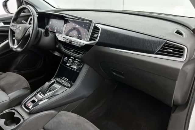 Opel Grandland (2023) thumbnail 22
