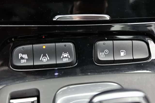 Opel Grandland (2023) thumbnail 10