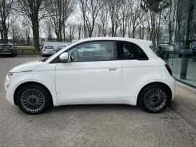 Fiat 500 (2022) thumbnail 2