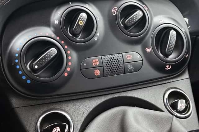 Fiat 500 (2021) thumbnail 19