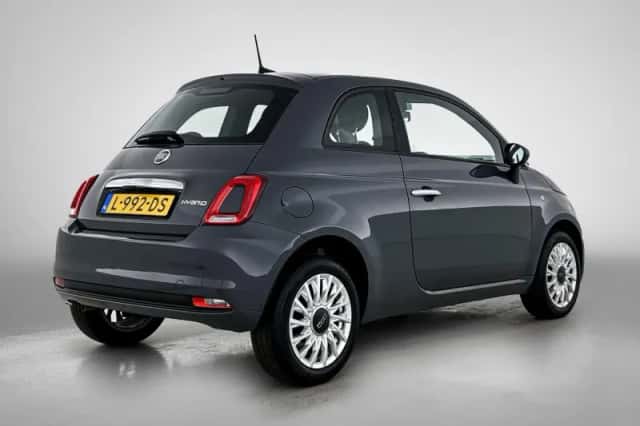 Fiat 500 (2021) thumbnail 4