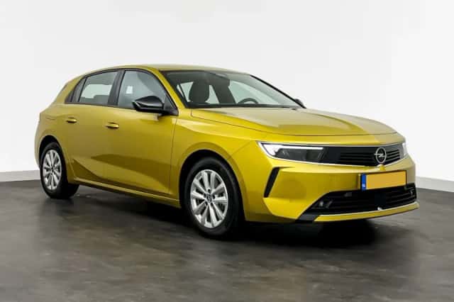 Opel Astra (2023) thumbnail 3