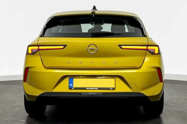 Opel Astra (2023) thumbnail 4