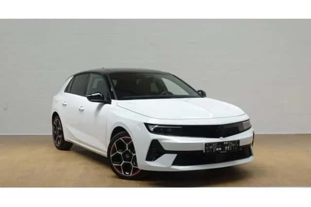 Opel Astra (2023) thumbnail 2