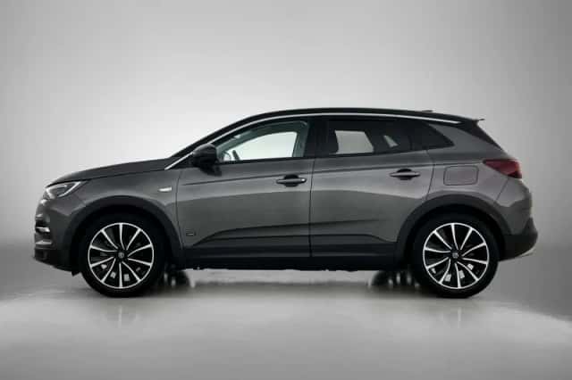 Opel Grandland X (2021) thumbnail 2