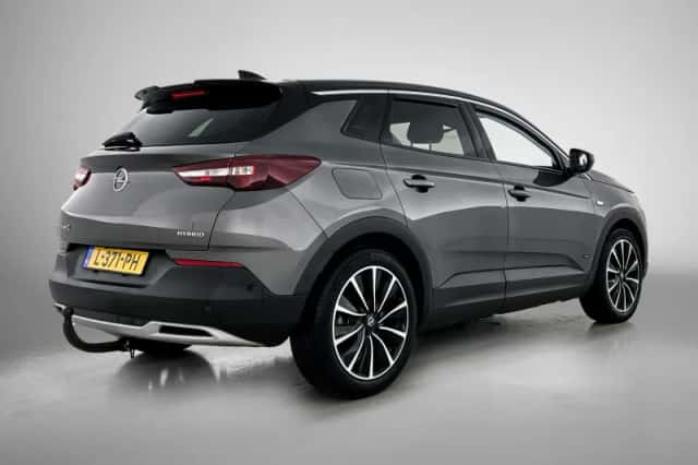 Opel Grandland X (2021) thumbnail 4