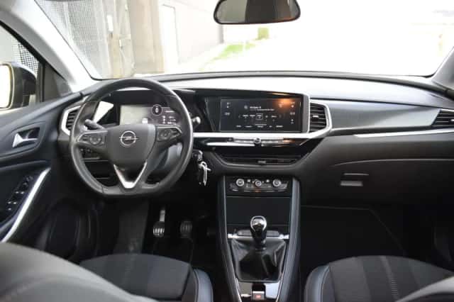 Opel Grandland (2024) thumbnail 15