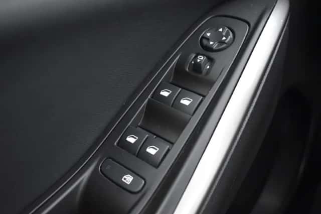 Opel Grandland (2024) thumbnail 19