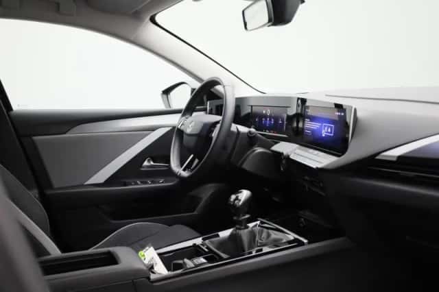 Opel Astra (2023) thumbnail 29