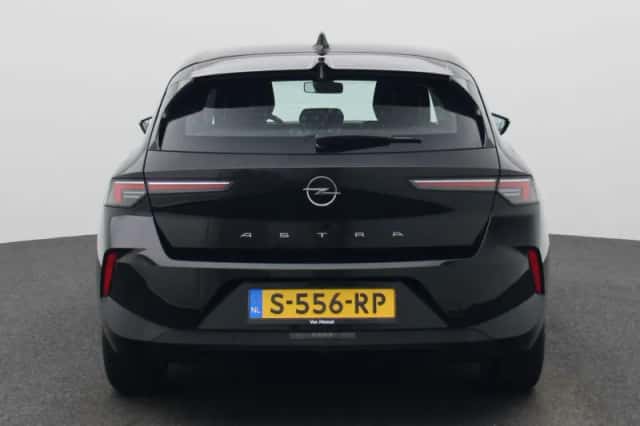 Opel Astra (2023) thumbnail 5