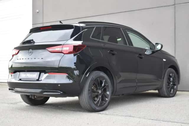 Opel Grandland (2022) thumbnail 5