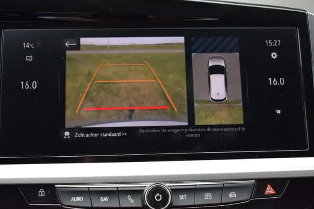 Opel Grandland (2022) thumbnail 15