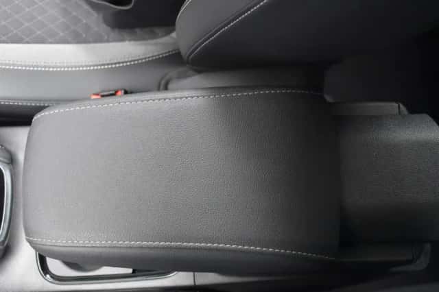 Opel Grandland (2022) thumbnail 22