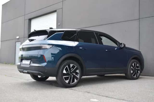Opel Grandland (2025) thumbnail 5
