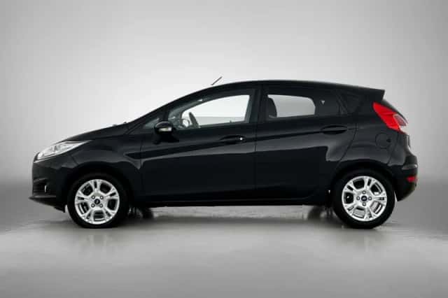 Ford Fiesta (2017) thumbnail 2