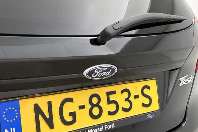 Ford Fiesta (2017) thumbnail 13
