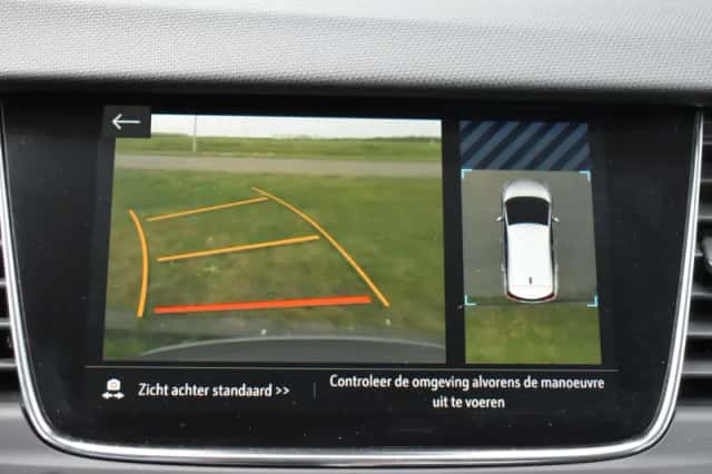 Opel Crossland (2023) thumbnail 15
