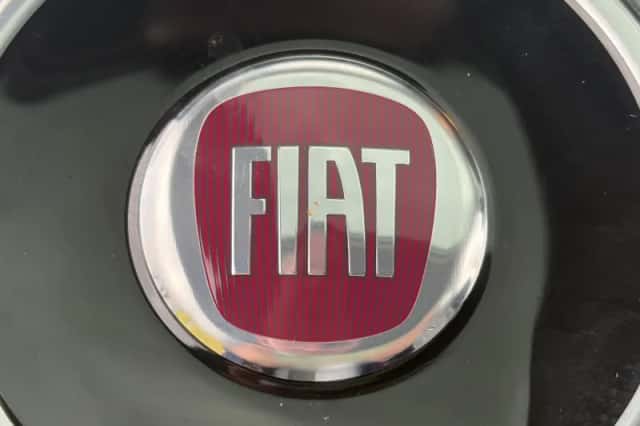 Fiat 500 (2016) thumbnail 13