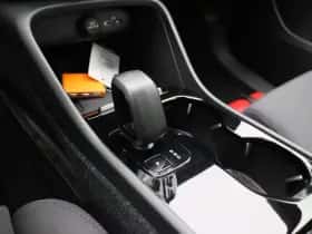 Volvo XC40 (2022) thumbnail 18