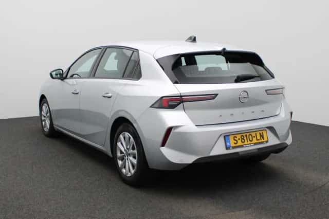Opel Astra (2023) thumbnail 2