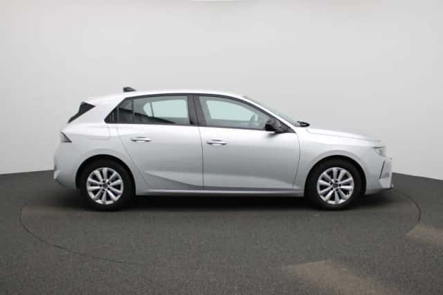 Opel Astra (2023) thumbnail 6