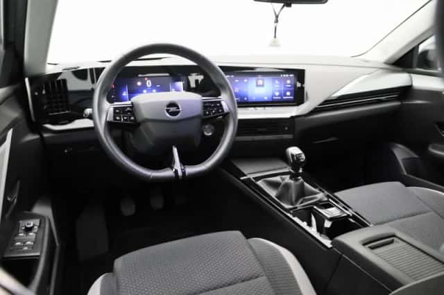 Opel Astra (2023) thumbnail 7