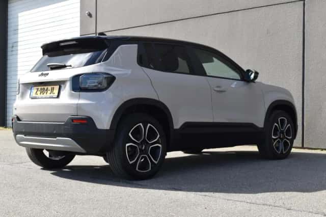 Jeep Avenger (2024) thumbnail 5