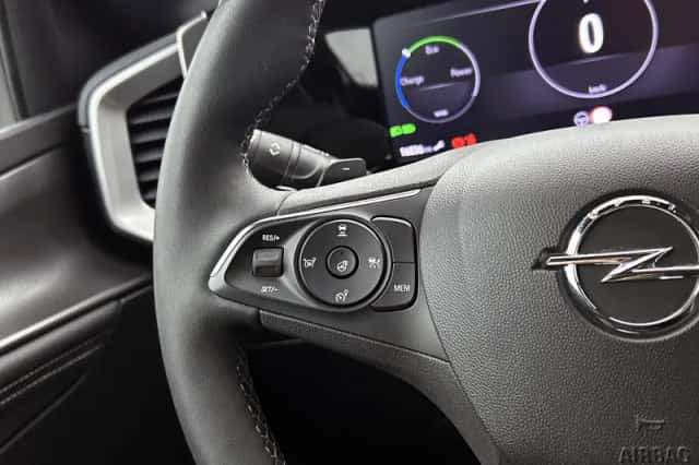 Opel Mokka (2024) thumbnail 6