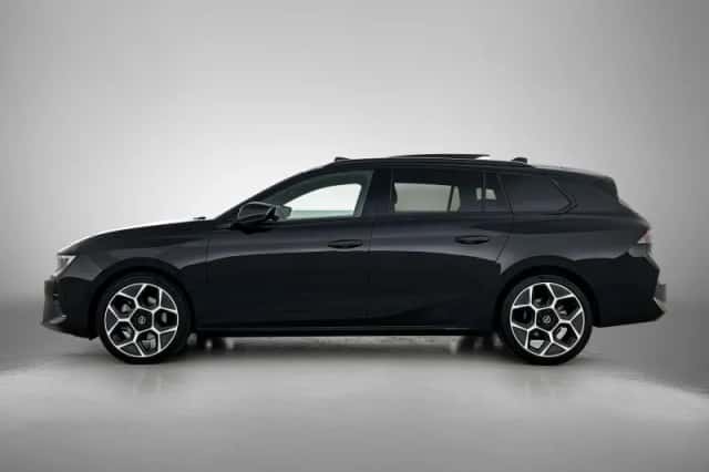 Opel Astra (2024) thumbnail 2