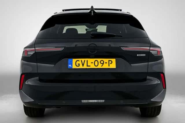 Opel Astra (2024) thumbnail 3