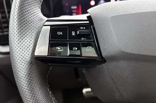Opel Astra (2024) thumbnail 6