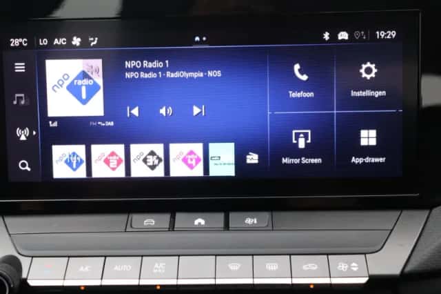 Opel Astra (2023) thumbnail 15