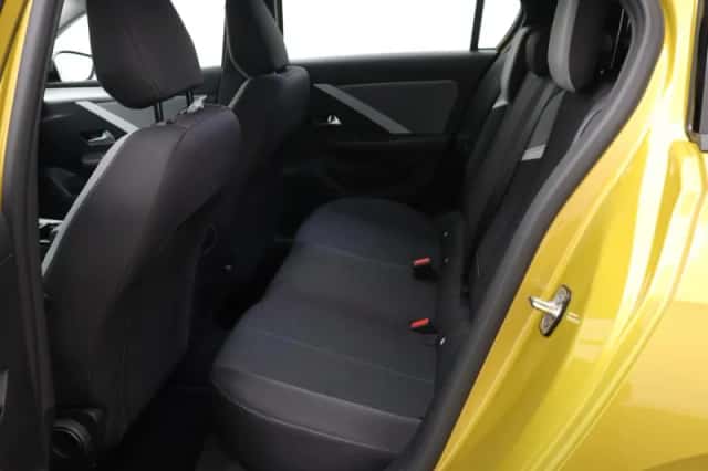 Opel Astra (2023) thumbnail 6