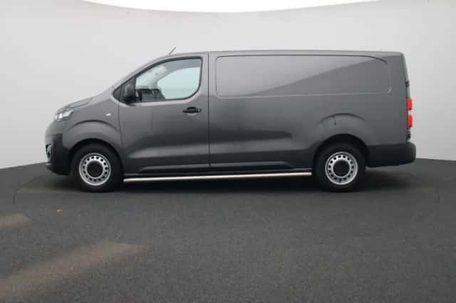 Opel Vivaro (2023) thumbnail 4