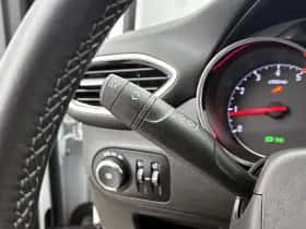 Opel Crossland (2022) thumbnail 11