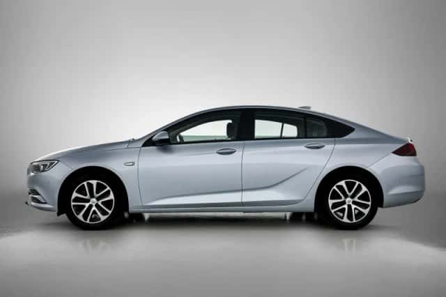 Opel Insignia (2017) thumbnail 2