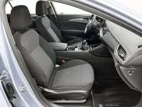 Opel Insignia (2017) thumbnail 38
