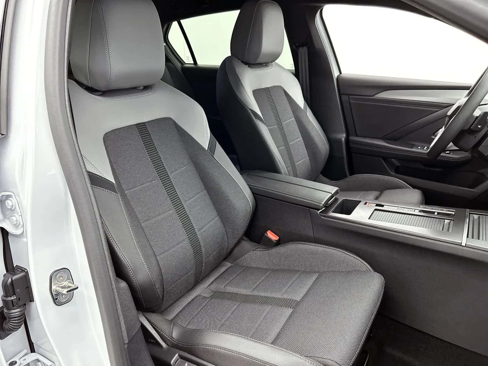 Opel Astra (2026) — foto 1