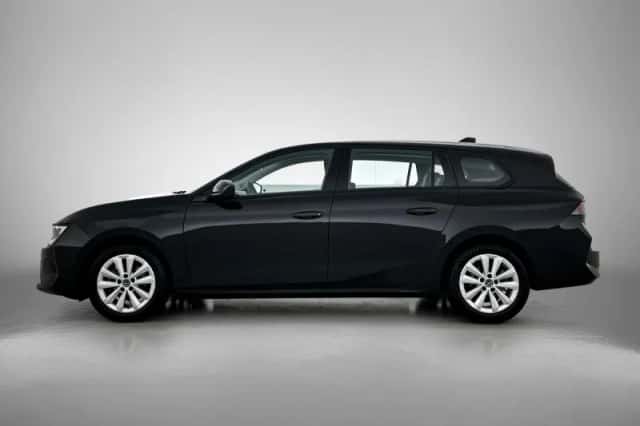 Opel Astra (2023) thumbnail 2
