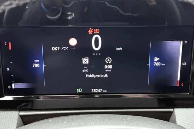 Opel Astra (2023) thumbnail 15