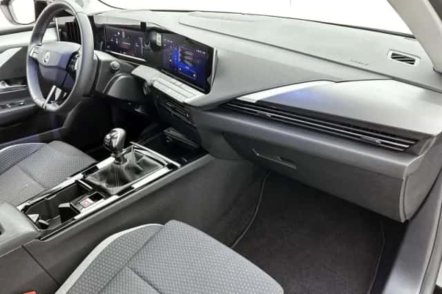 Opel Astra (2023) thumbnail 20