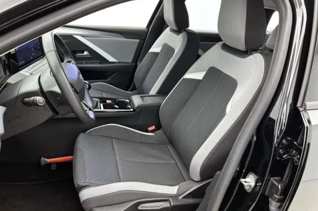 Opel Astra (2023) thumbnail 38