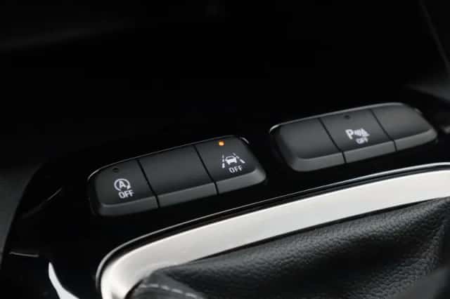 Opel Corsa (2023) thumbnail 19