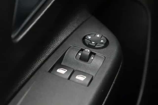 Opel Corsa (2023) thumbnail 26