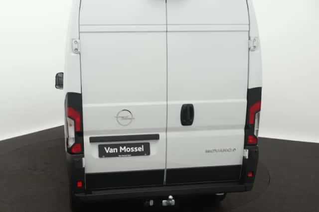 Opel Movano-e (2025) thumbnail 3