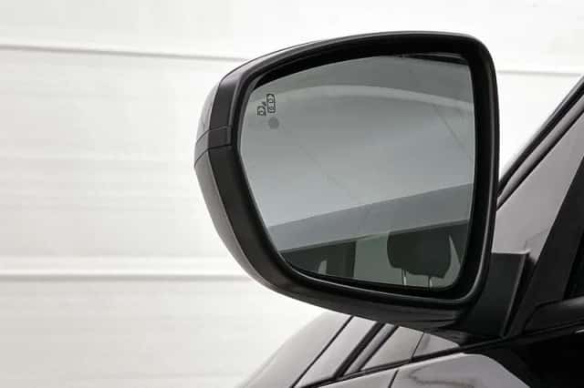 Opel Grandland (2023) thumbnail 21