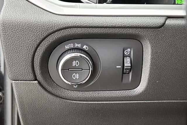Opel Grandland (2023) thumbnail 23